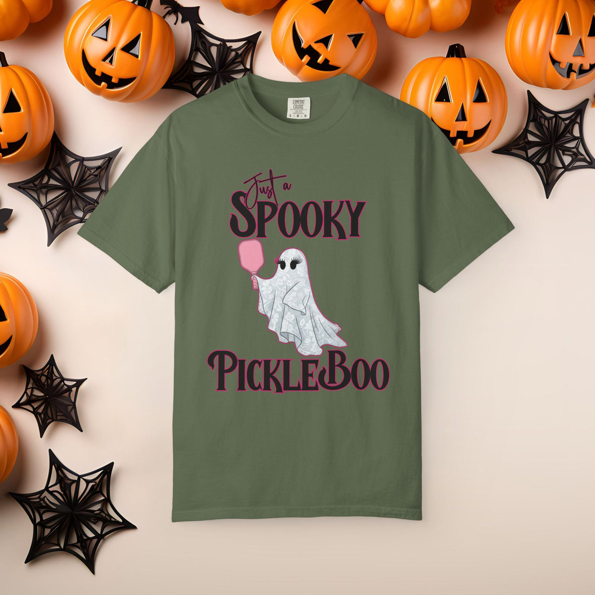Pickleball Comfort Colors Halloween Ghost Shirt Cute Ghosts Playing Pickleball Boo Trick or Treat Fall Shirt for Pickleball Player
