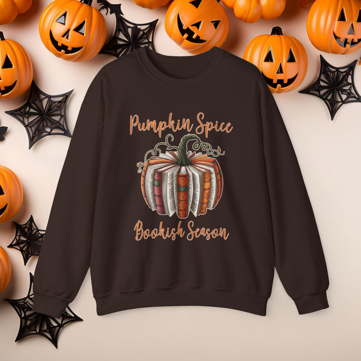 Funny Halloween Pumpkin Reading Bookish Crewneck Cute Fall Fun Pumpkin Cozy Season Sweatshirt Autumn Book Club Shirt for Mom Daughter Bestie
