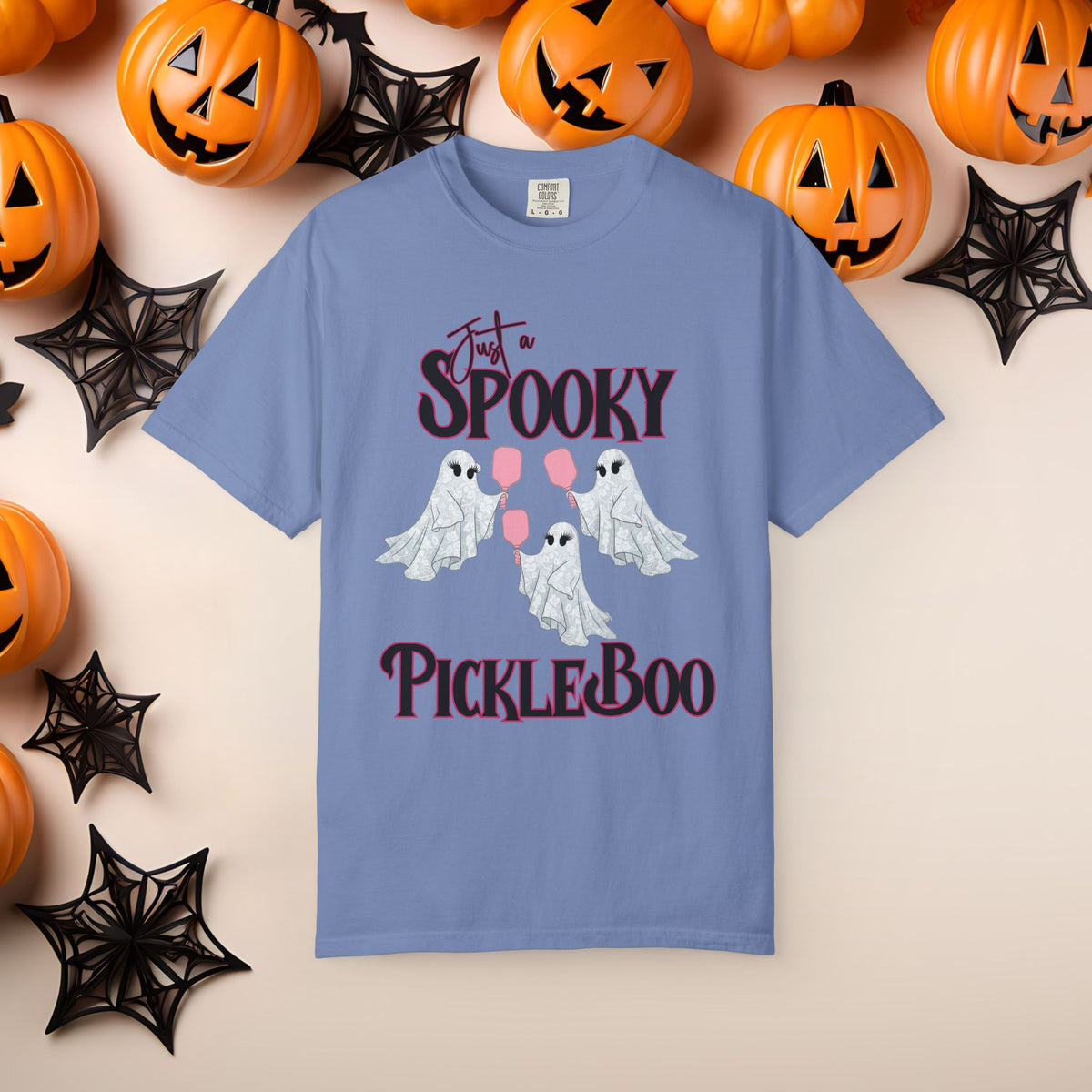 Pickleball Comfort Colors Halloween Ghost Shirt Cute Ghosts Playing Pickleball Boo Trick or Treat Fall Shirt for Pickleball Player