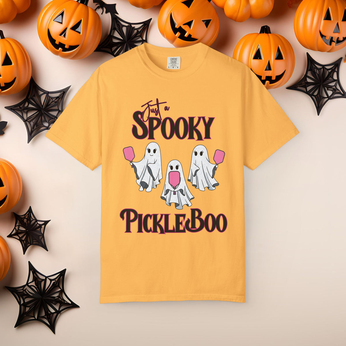 Pickleball Spooky Pickleboo Comfort Colors Halloween Ghost Shirt Scary Ghost Playing Pickleball Boo Trick or Treat Fall Shirt