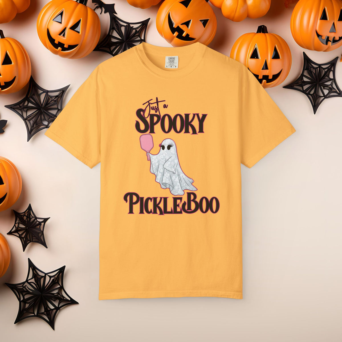 Pickleball Comfort Colors Halloween Ghost Shirt Cute Ghosts Playing Pickleball Boo Trick or Treat Fall Shirt for Pickleball Player