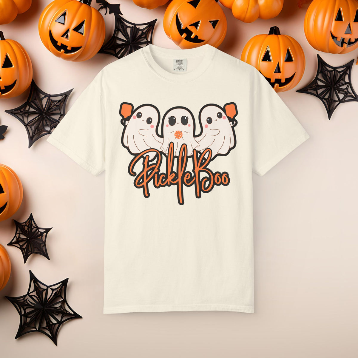 Pickleball Comfort Colors Halloween Ghost Shirt Cute Ghosts Playing Pickleball Boo Trick or Treat Fall Shirt for Pickleball Player