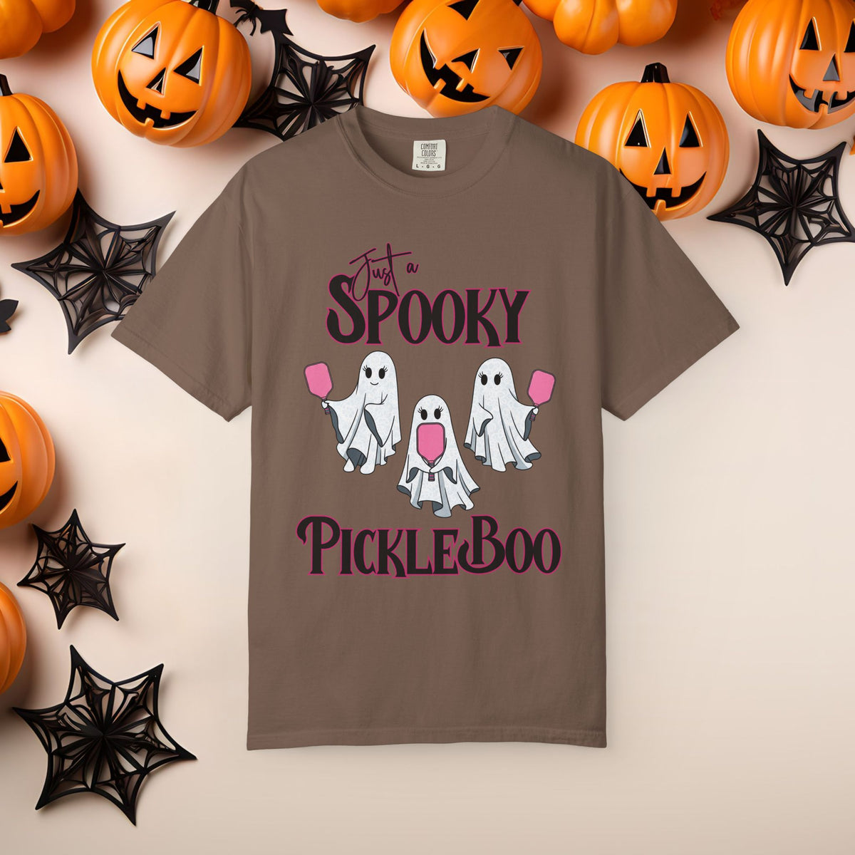 Pickleball Spooky Pickleboo Comfort Colors Halloween Ghost Shirt Scary Ghost Playing Pickleball Boo Trick or Treat Fall Shirt