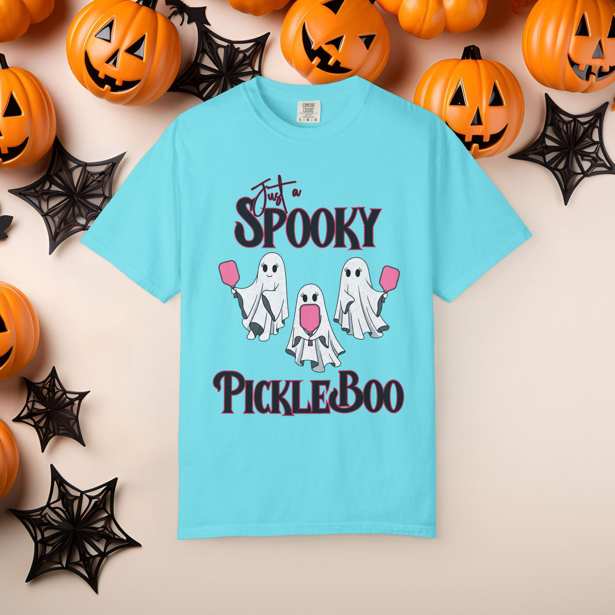 Pickleball Spooky Pickleboo Comfort Colors Halloween Ghost Shirt Scary Ghost Playing Pickleball Boo Trick or Treat Fall Shirt