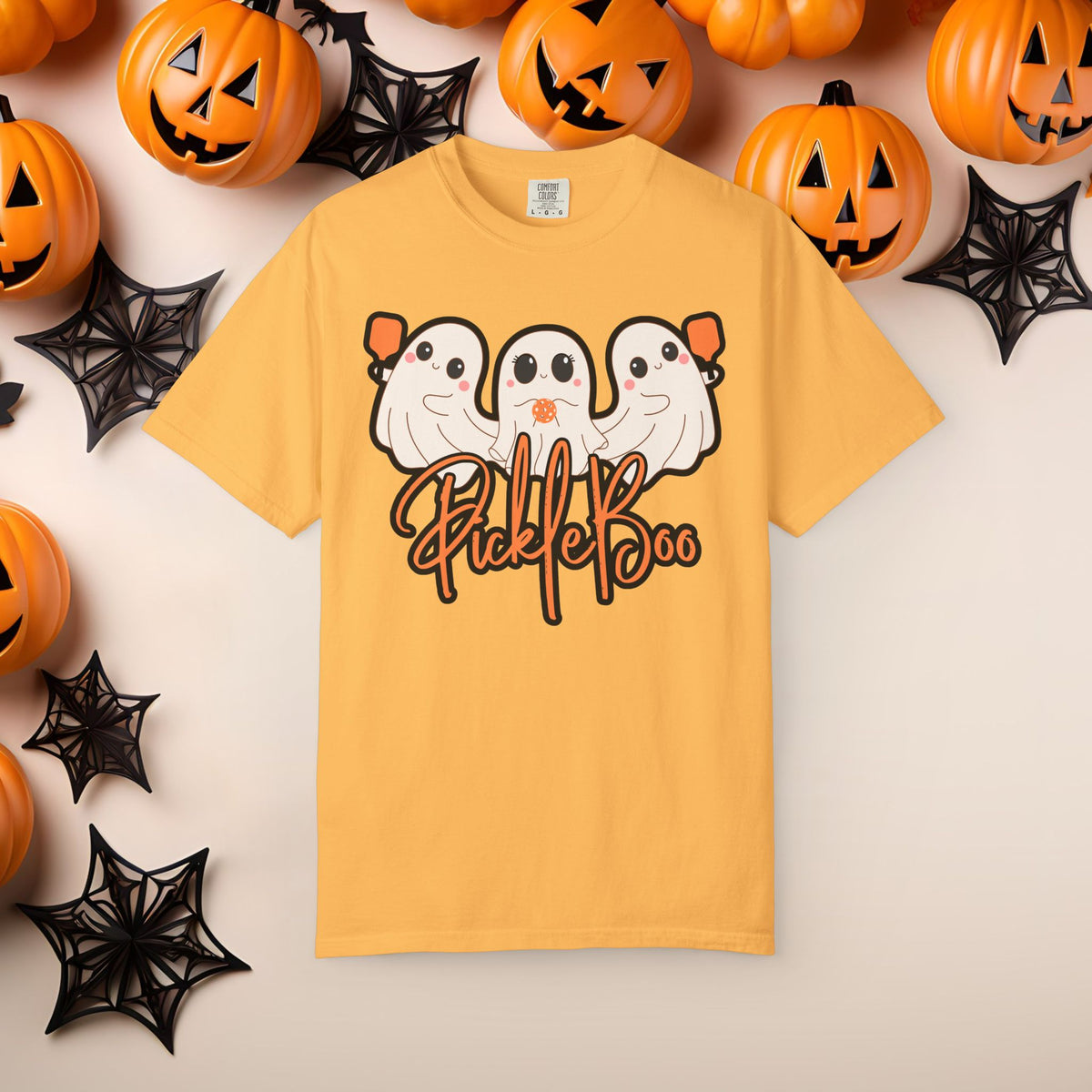 Pickleball Comfort Colors Halloween Ghost Shirt Cute Ghosts Playing Pickleball Boo Trick or Treat Fall Shirt for Pickleball Player