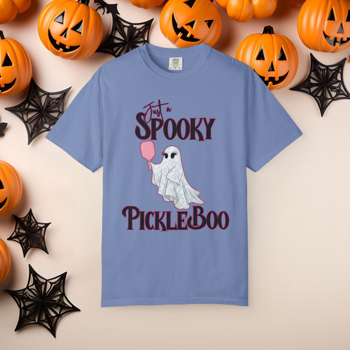 Pickleball Comfort Colors Halloween Ghost Shirt Cute Ghosts Playing Pickleball Boo Trick or Treat Fall Shirt for Pickleball Player