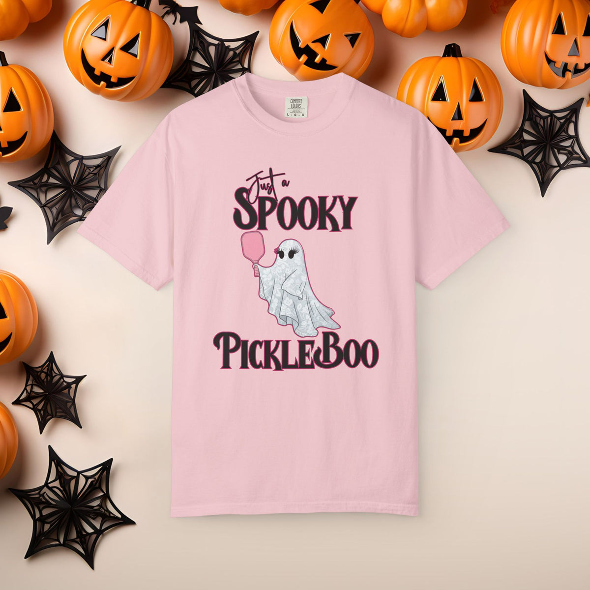 Pickleball Comfort Colors Halloween Ghost Shirt Cute Ghosts Playing Pickleball Boo Trick or Treat Fall Shirt for Pickleball Player